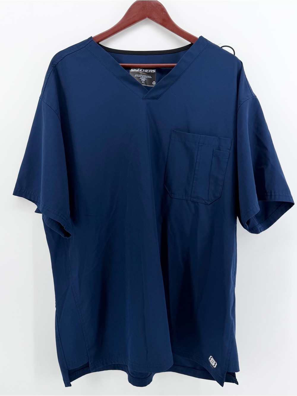 Skechers by Barco Men's Scrub Top XL Navy Blue V-Neck Medical Nursing CA14261‎